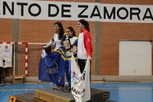 Laura Merayo en el podio de arco recurvo femenino